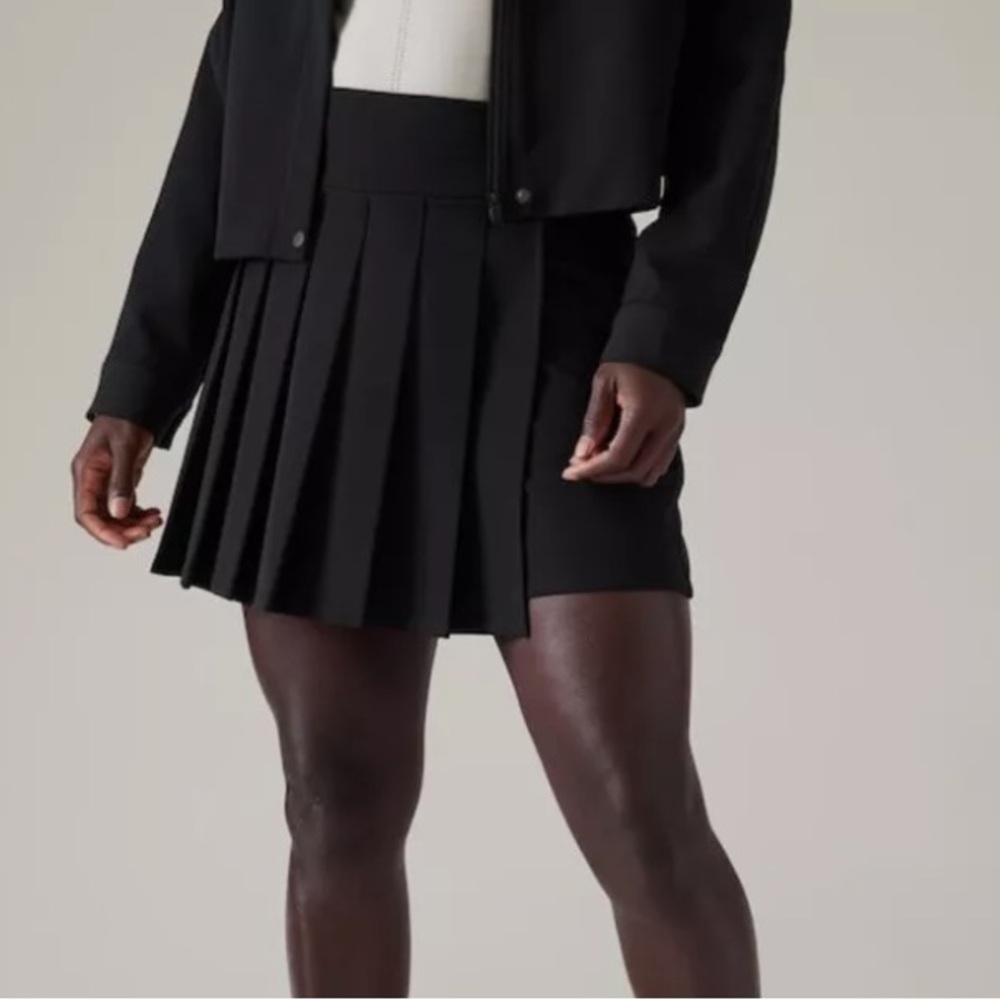 ATHLETA Endless Pleated Skort Black Size 10